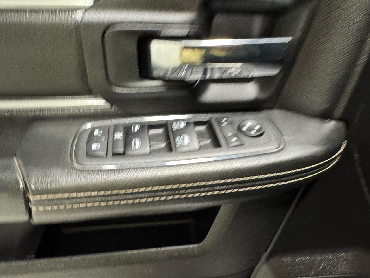 RAM 1500 Classic Warlock 4x4 Quad Cab 6'4" Box 2022