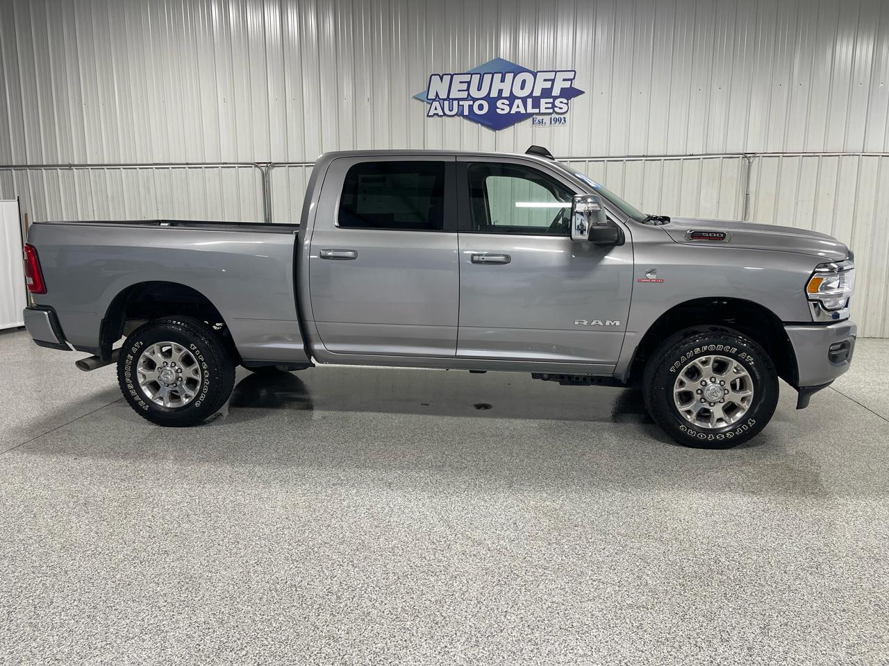 RAM 2500 Laramie 4x4 Crew Cab 6'4" Box 2024