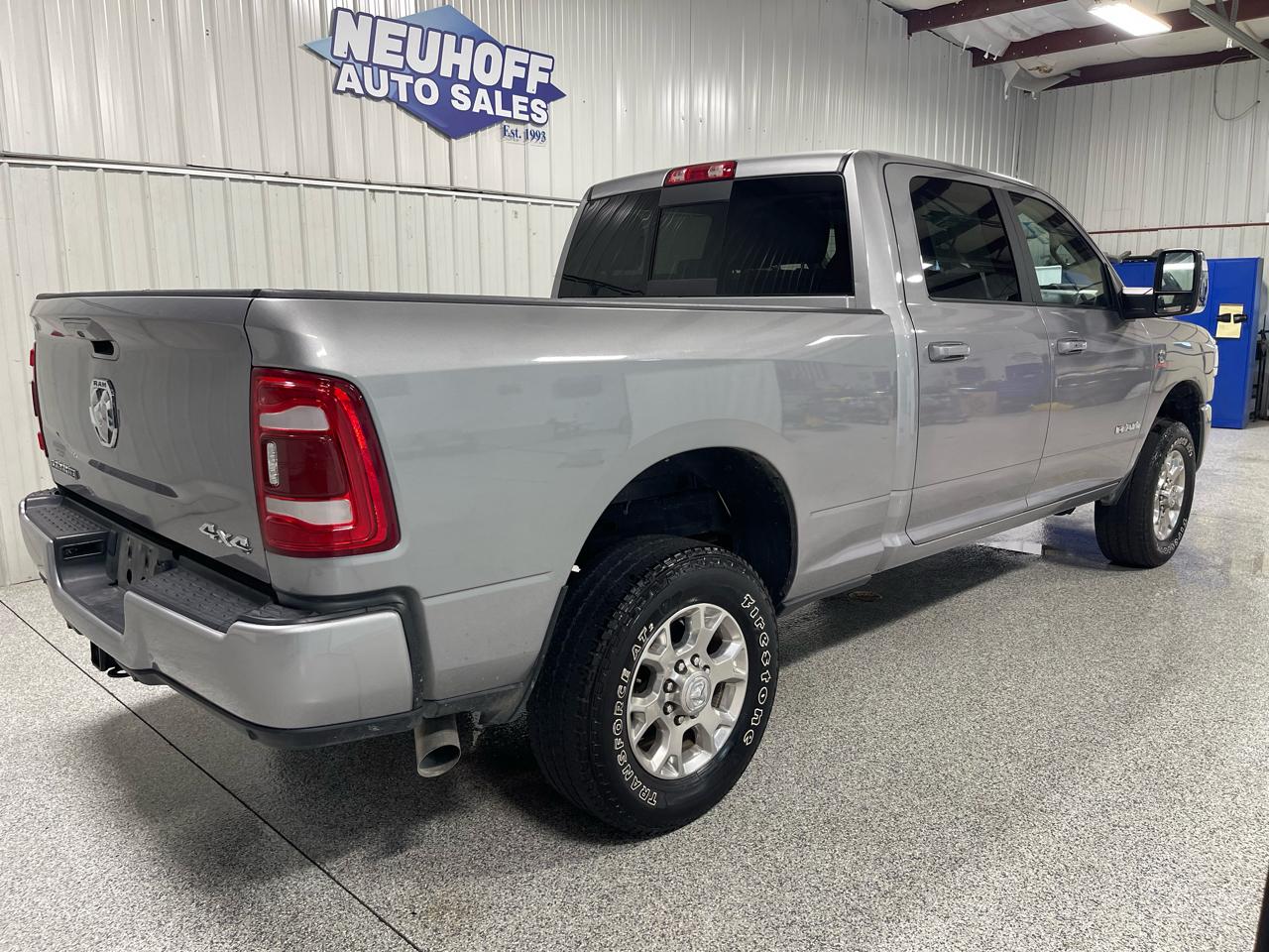 RAM 2500 Laramie 4x4 Crew Cab 6'4" Box 2024