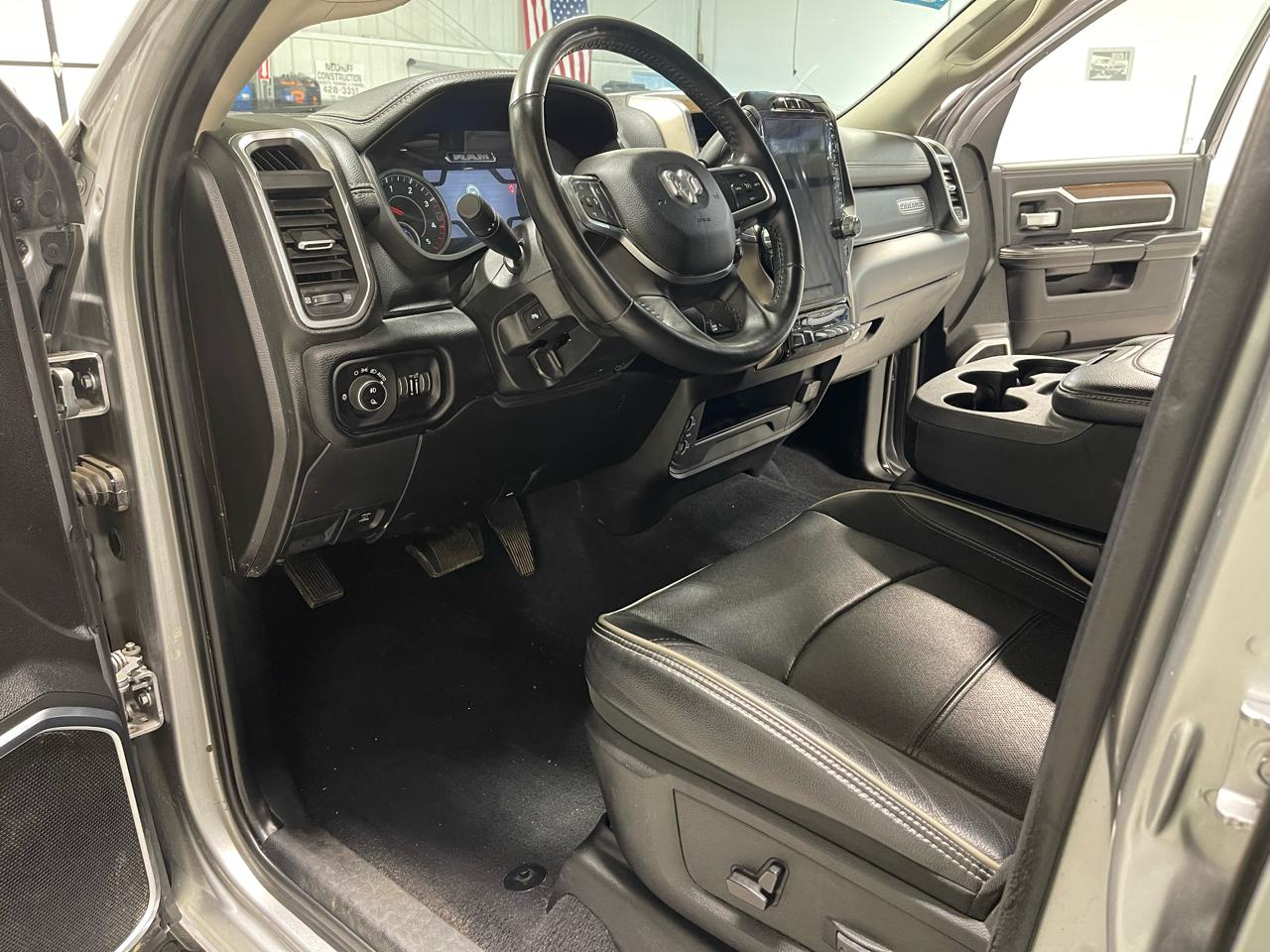 RAM 2500 Laramie 4x4 Crew Cab 6'4" Box 2024