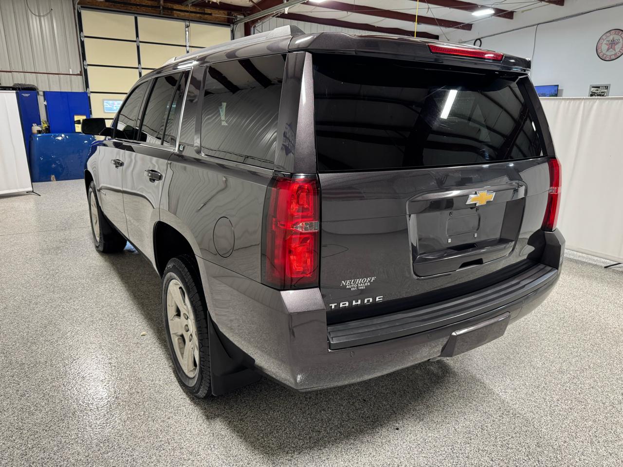 Chevrolet Tahoe 4WD 4dr LT 2016