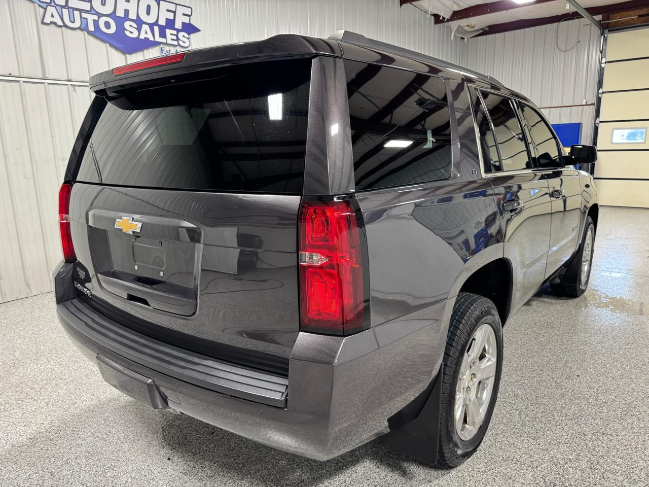 Chevrolet Tahoe 4WD 4dr LT 2016