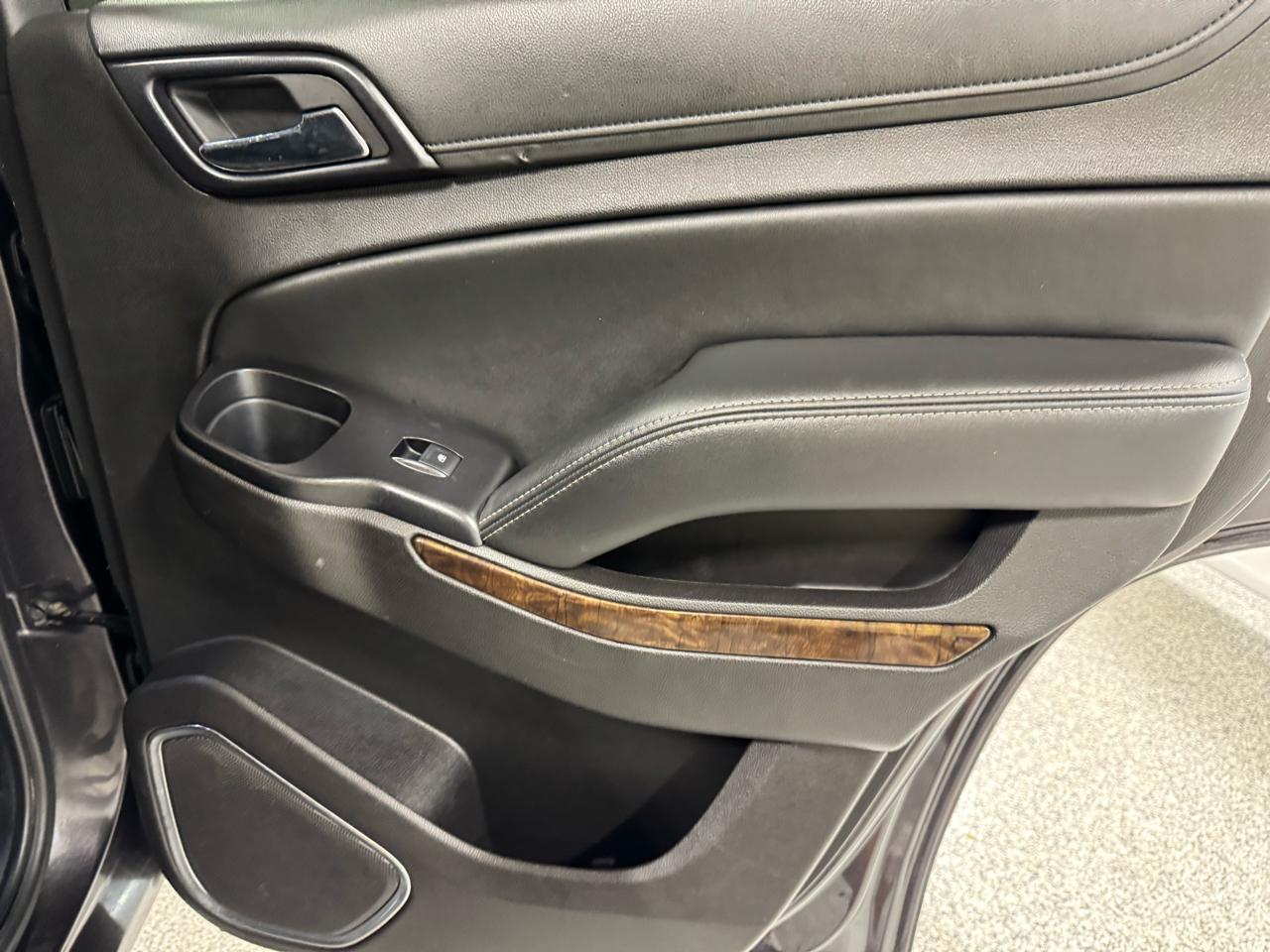 Chevrolet Tahoe 4WD 4dr LT 2016