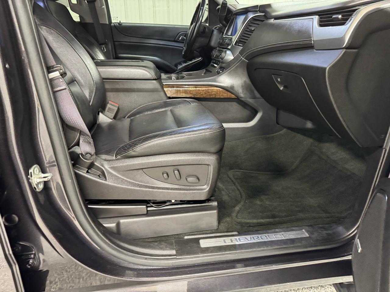 Chevrolet Tahoe 4WD 4dr LT 2016