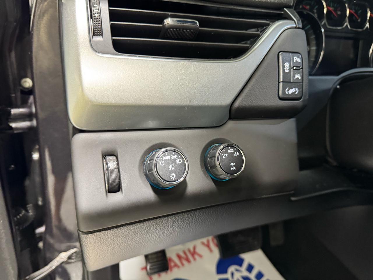 Chevrolet Tahoe 4WD 4dr LT 2016