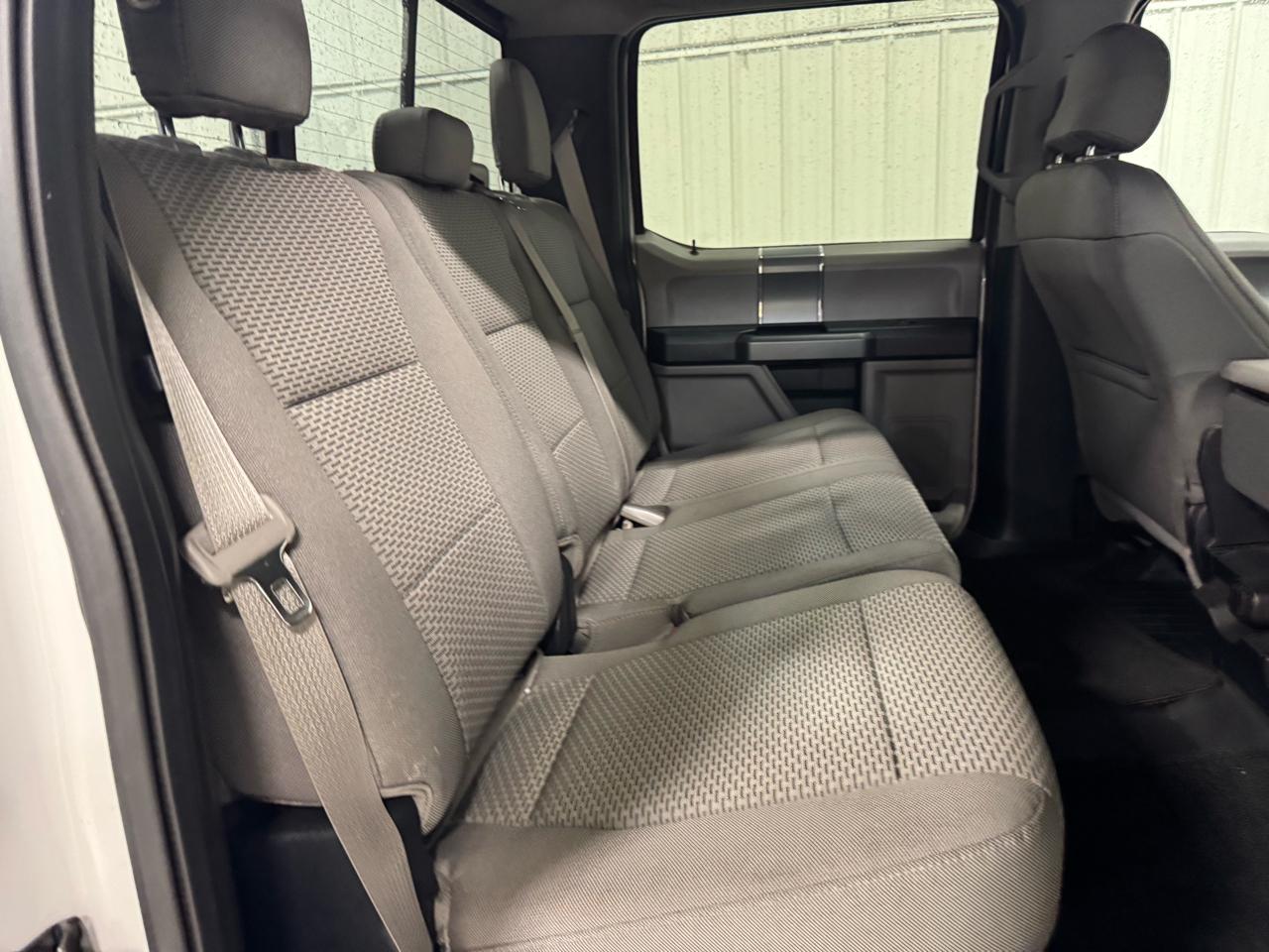 Ford F-150 4WD SuperCrew 145" XLT 2015