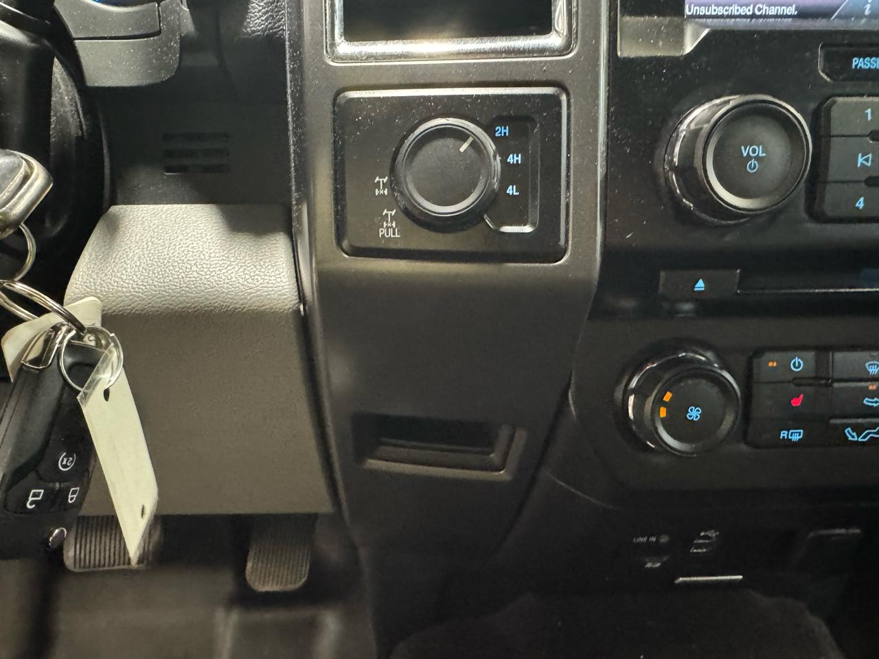 Ford F-150 4WD SuperCrew 145" XLT 2015