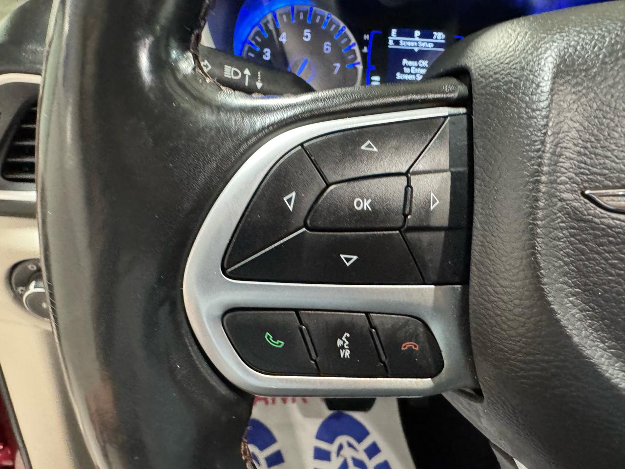 Chrysler Pacifica Touring L FWD 2019