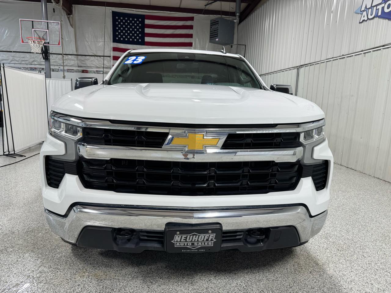 Chevrolet Silverado 1500 4WD Crew Cab 147" LT w/1LT 2023
