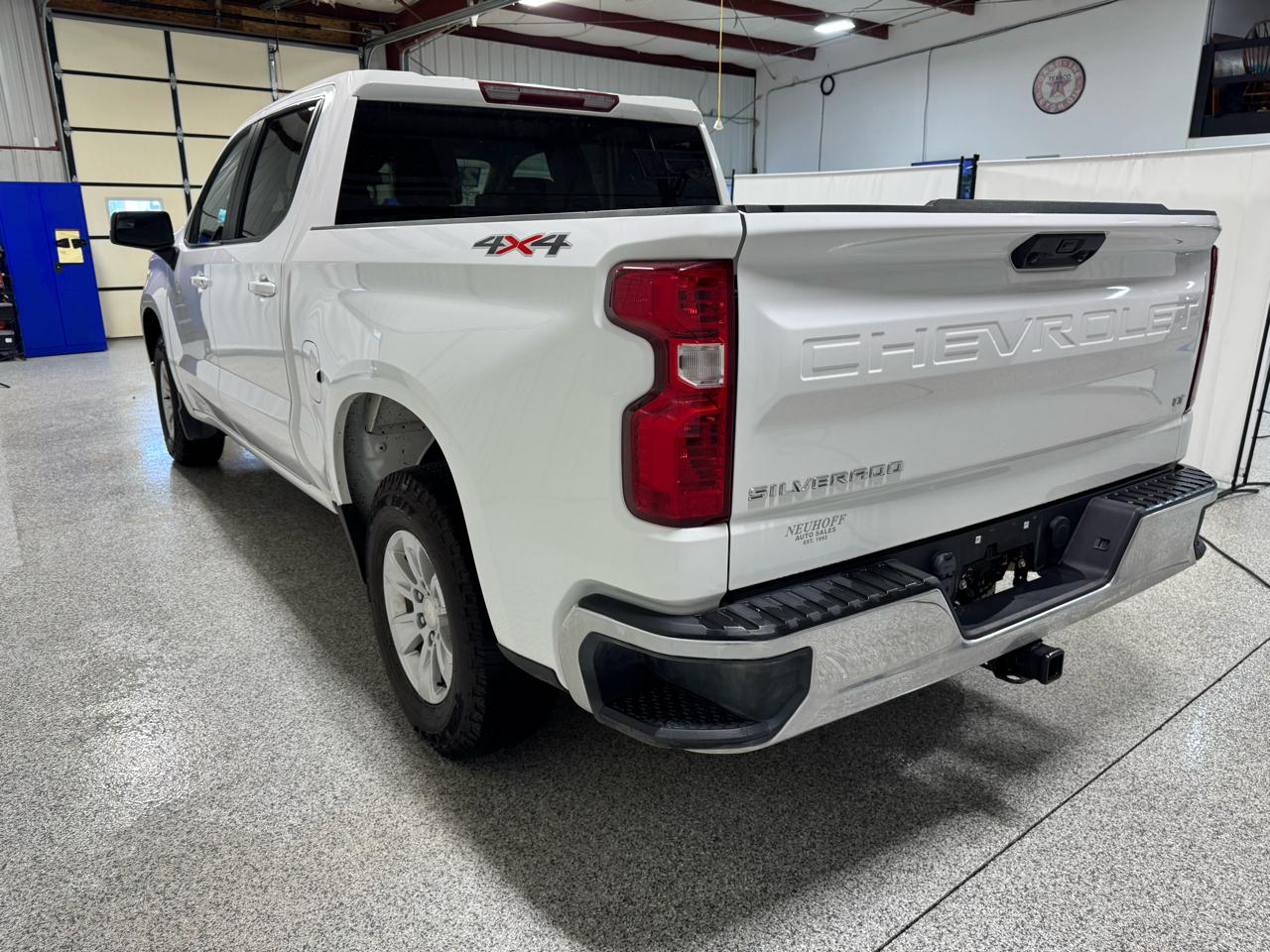 Chevrolet Silverado 1500 4WD Crew Cab 147" LT w/1LT 2023