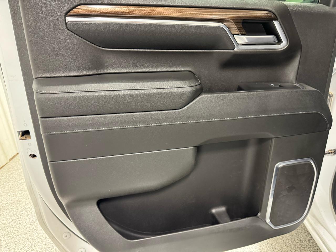 Chevrolet Silverado 1500 4WD Crew Cab 147" LT w/1LT 2023