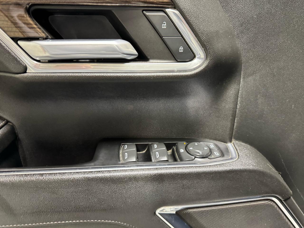 Chevrolet Silverado 1500 4WD Crew Cab 147" LT w/1LT 2023