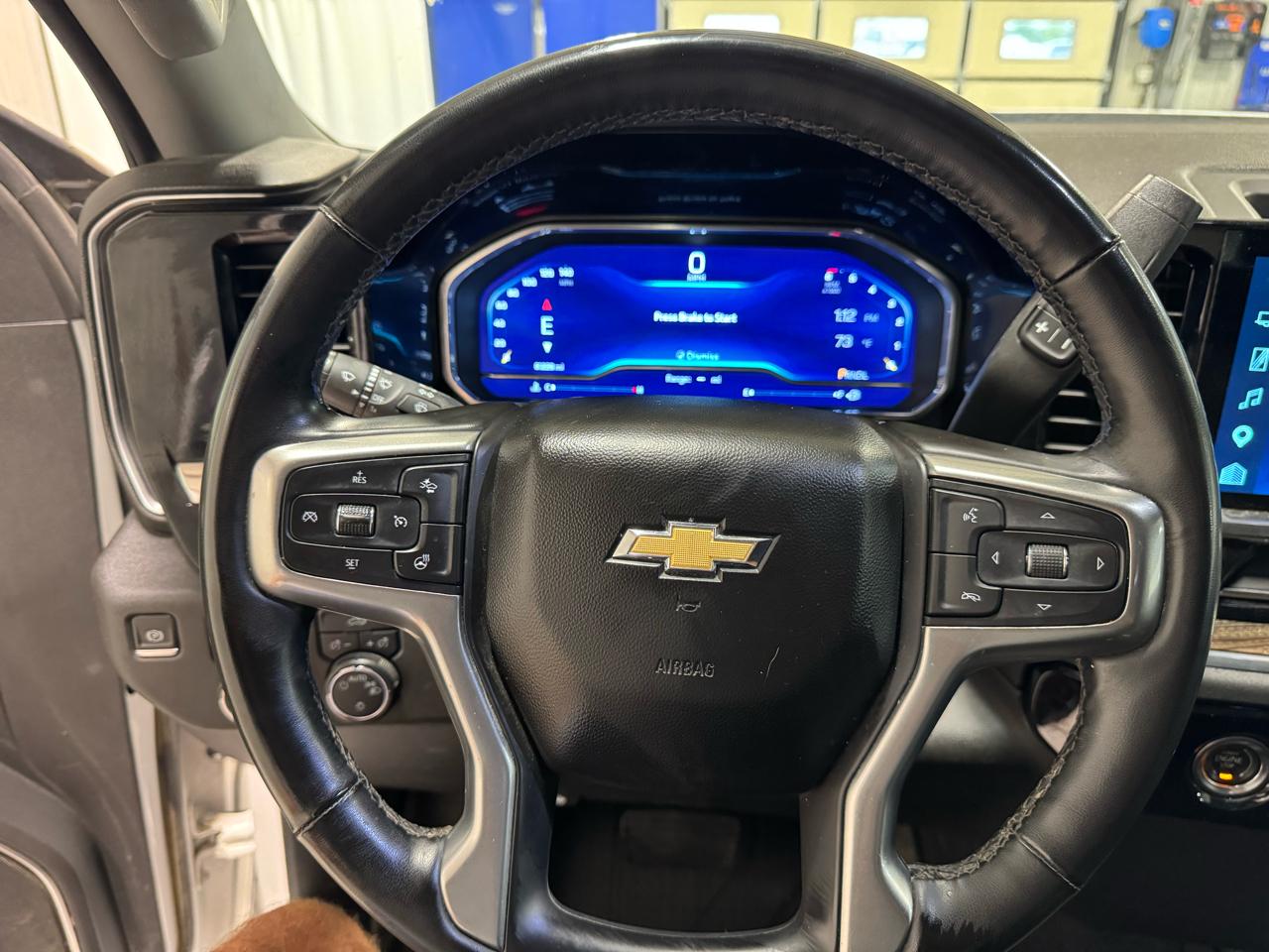 Chevrolet Silverado 1500 4WD Crew Cab 147" LT w/1LT 2023