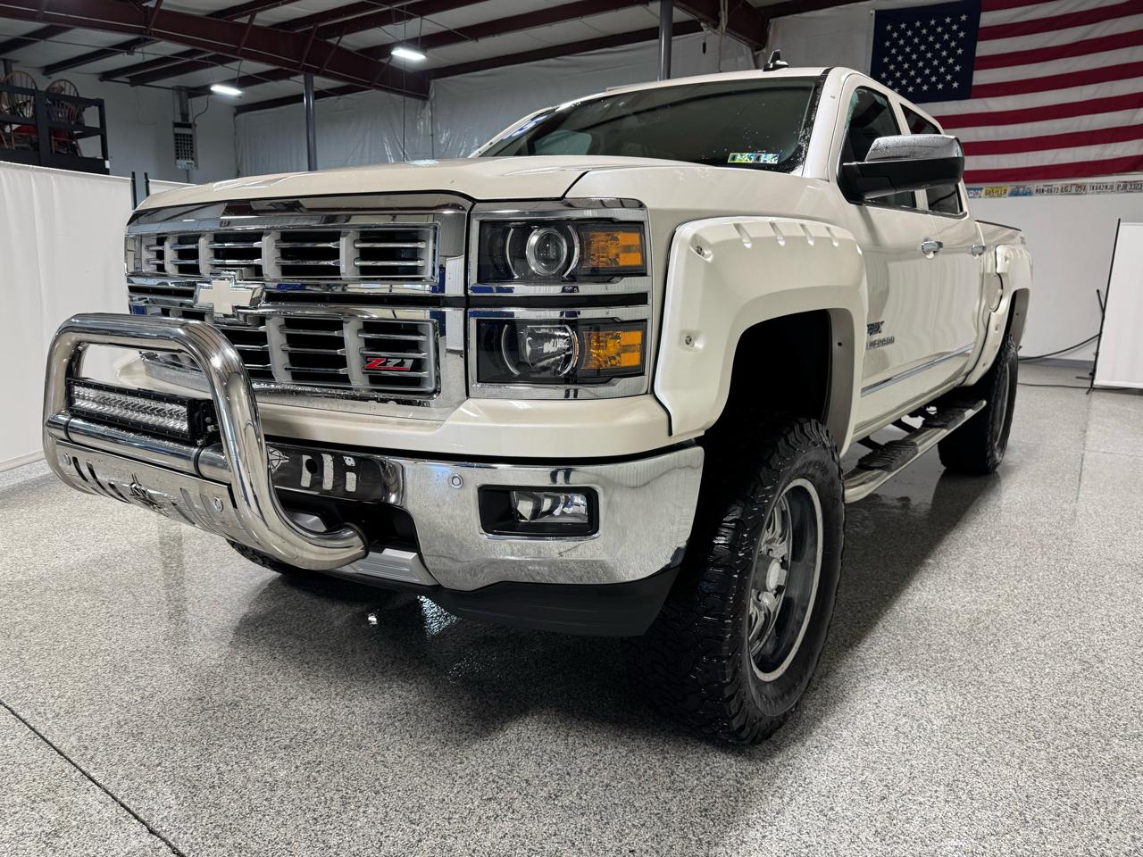 Chevrolet Silverado 1500 4WD Crew Cab 143.5" LTZ w/2LZ 2015