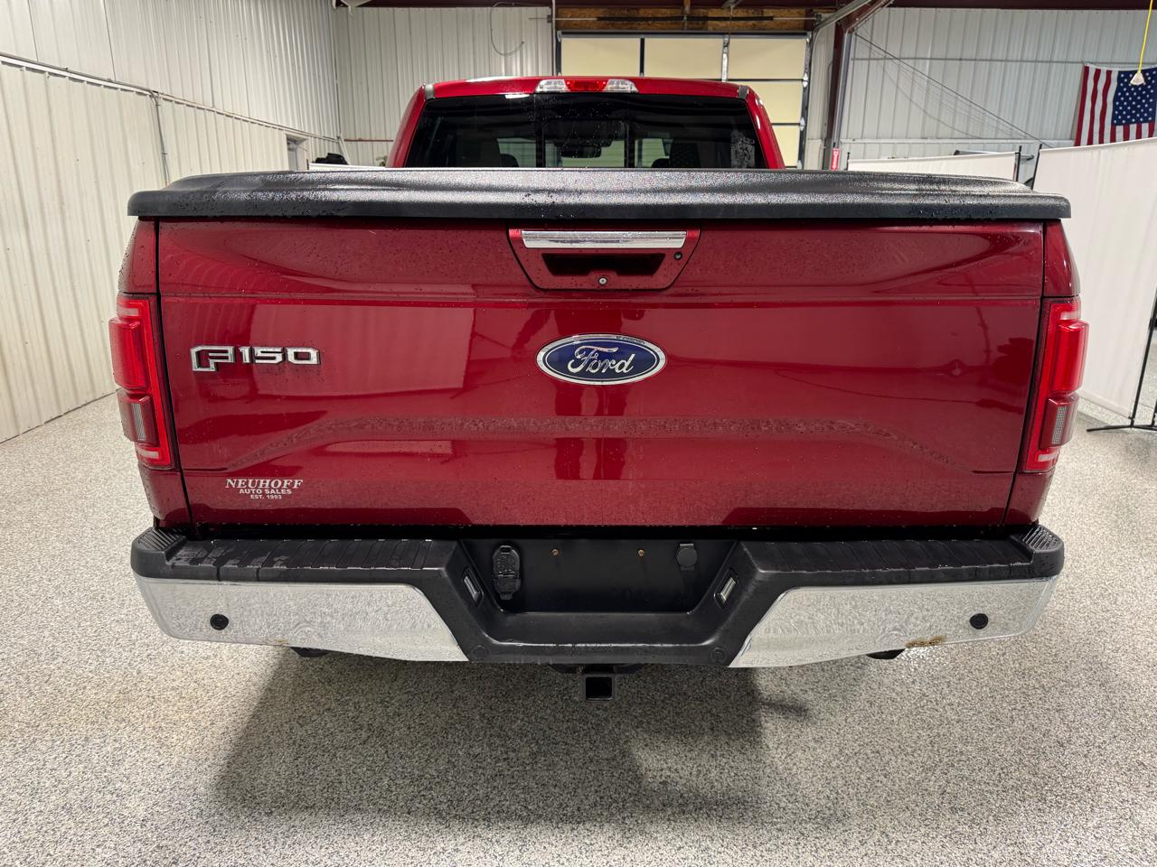 Ford F-150 4WD SuperCab 145" Lariat 2015