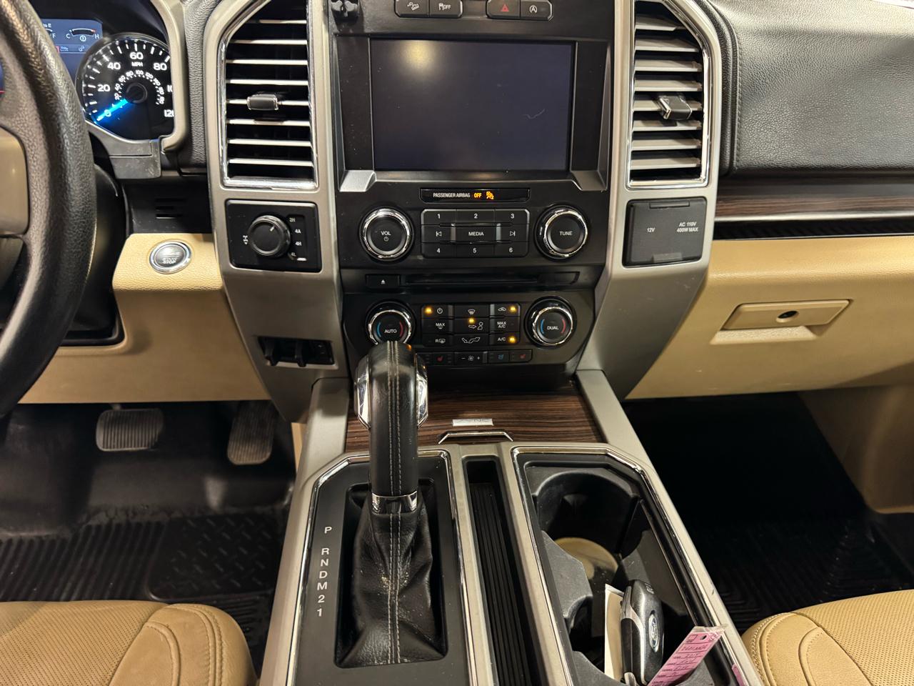 Ford F-150 4WD SuperCab 145" Lariat 2015