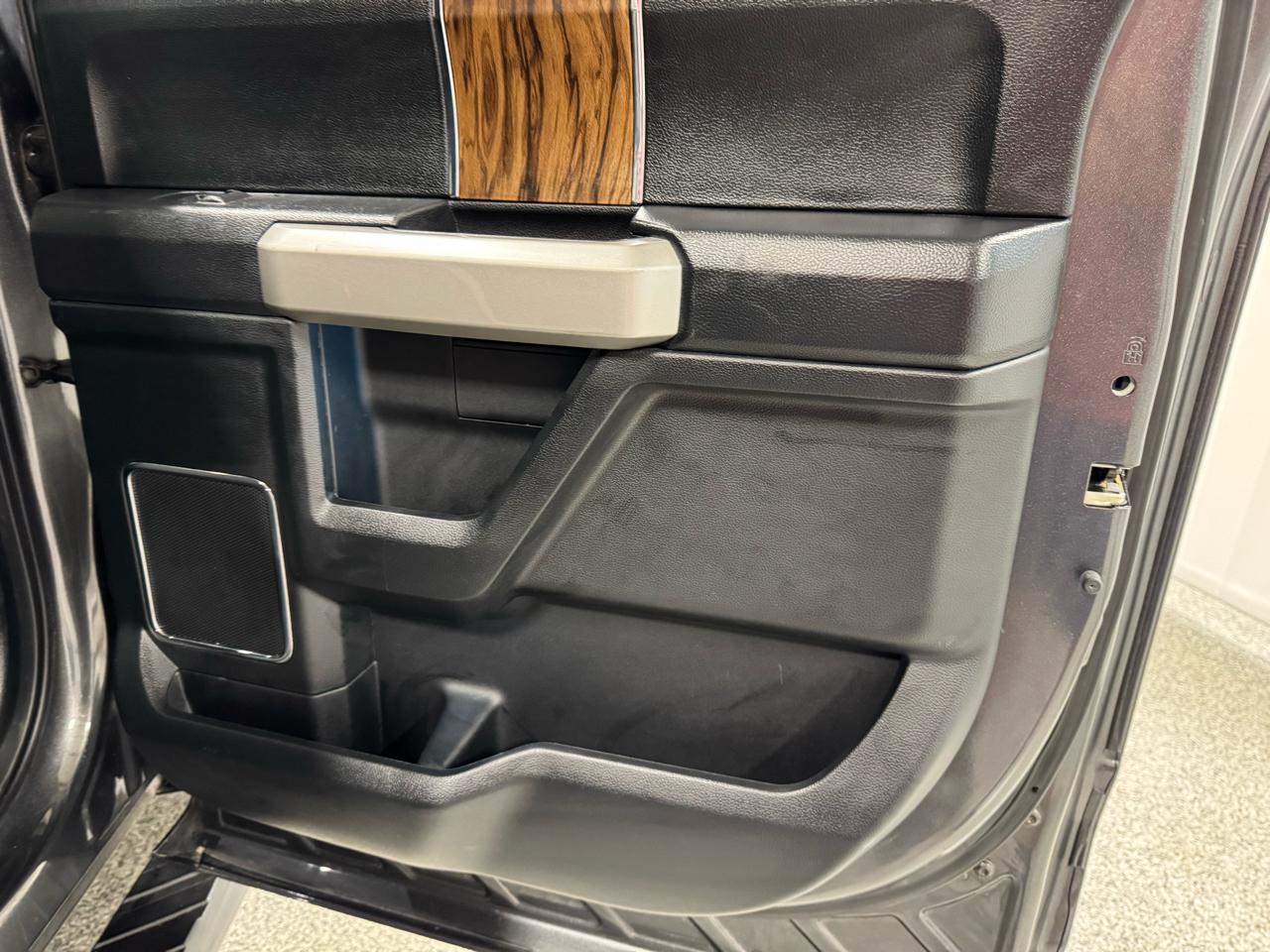 Ford F-150 Lariat 4WD SuperCrew 5.5' Box 2018