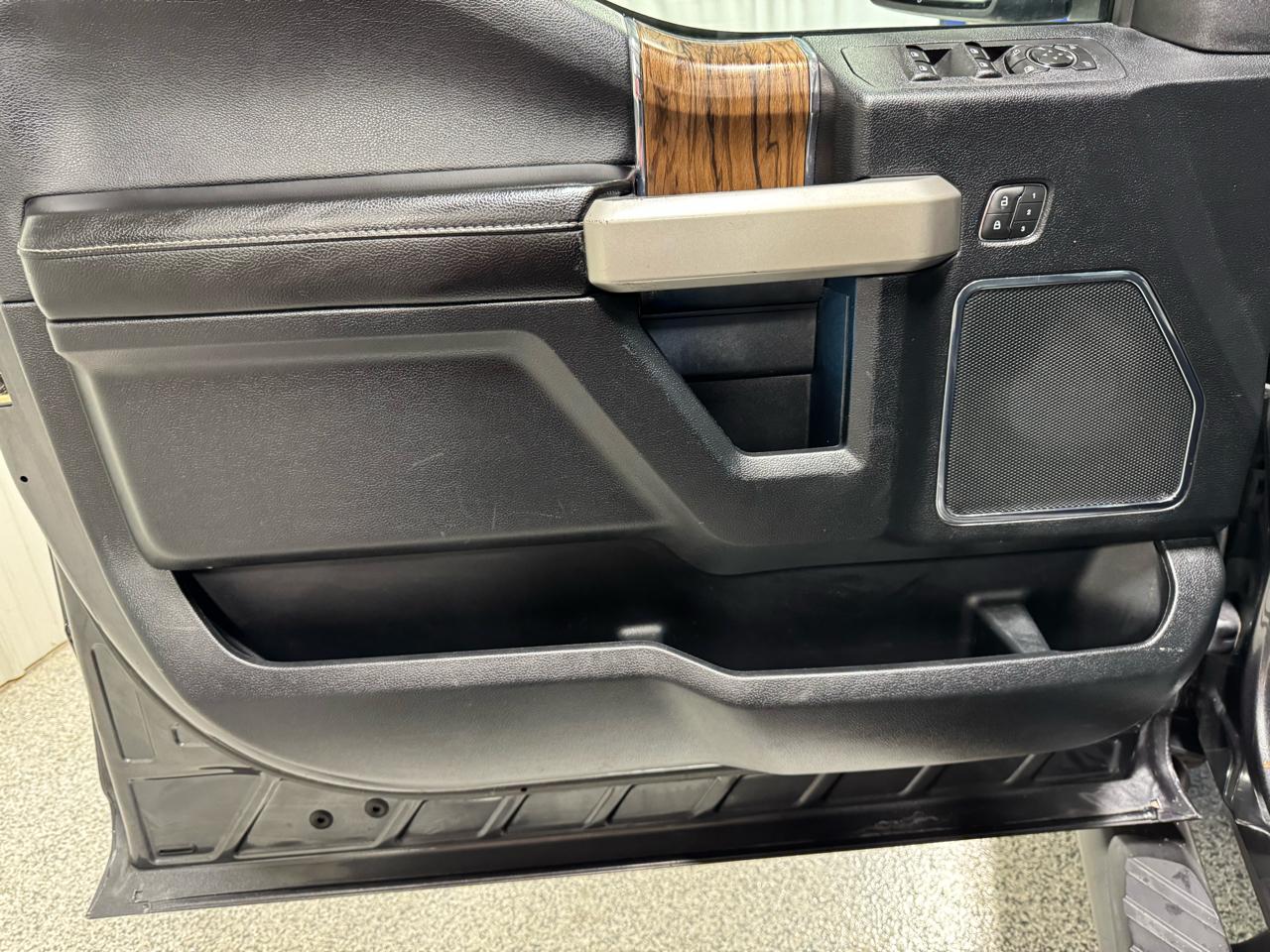 Ford F-150 Lariat 4WD SuperCrew 5.5' Box 2018