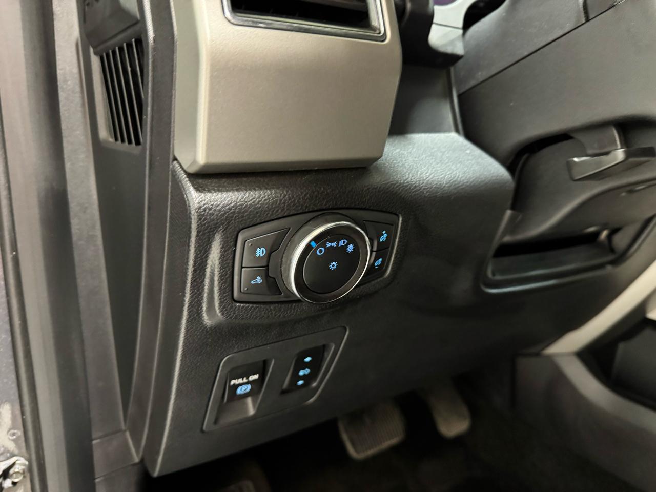 Ford F-150 Lariat 4WD SuperCrew 5.5' Box 2018