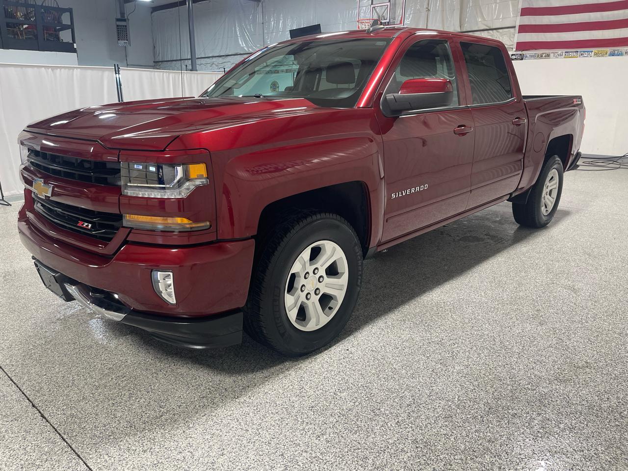 Chevrolet Silverado 1500 4WD Crew Cab 143.5" LT w/2LT 2016