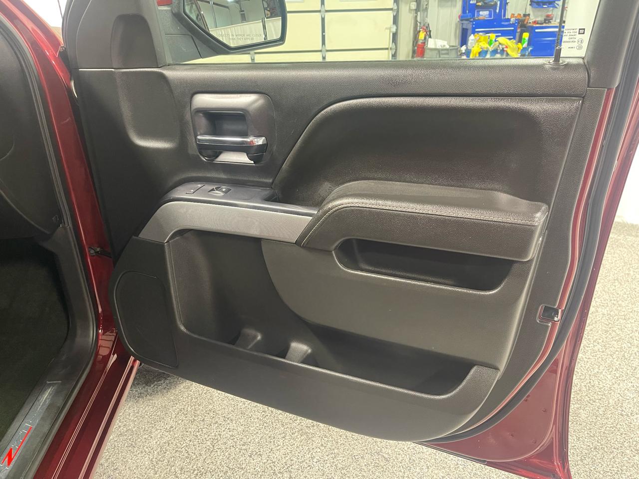 Chevrolet Silverado 1500 4WD Crew Cab 143.5" LT w/2LT 2016