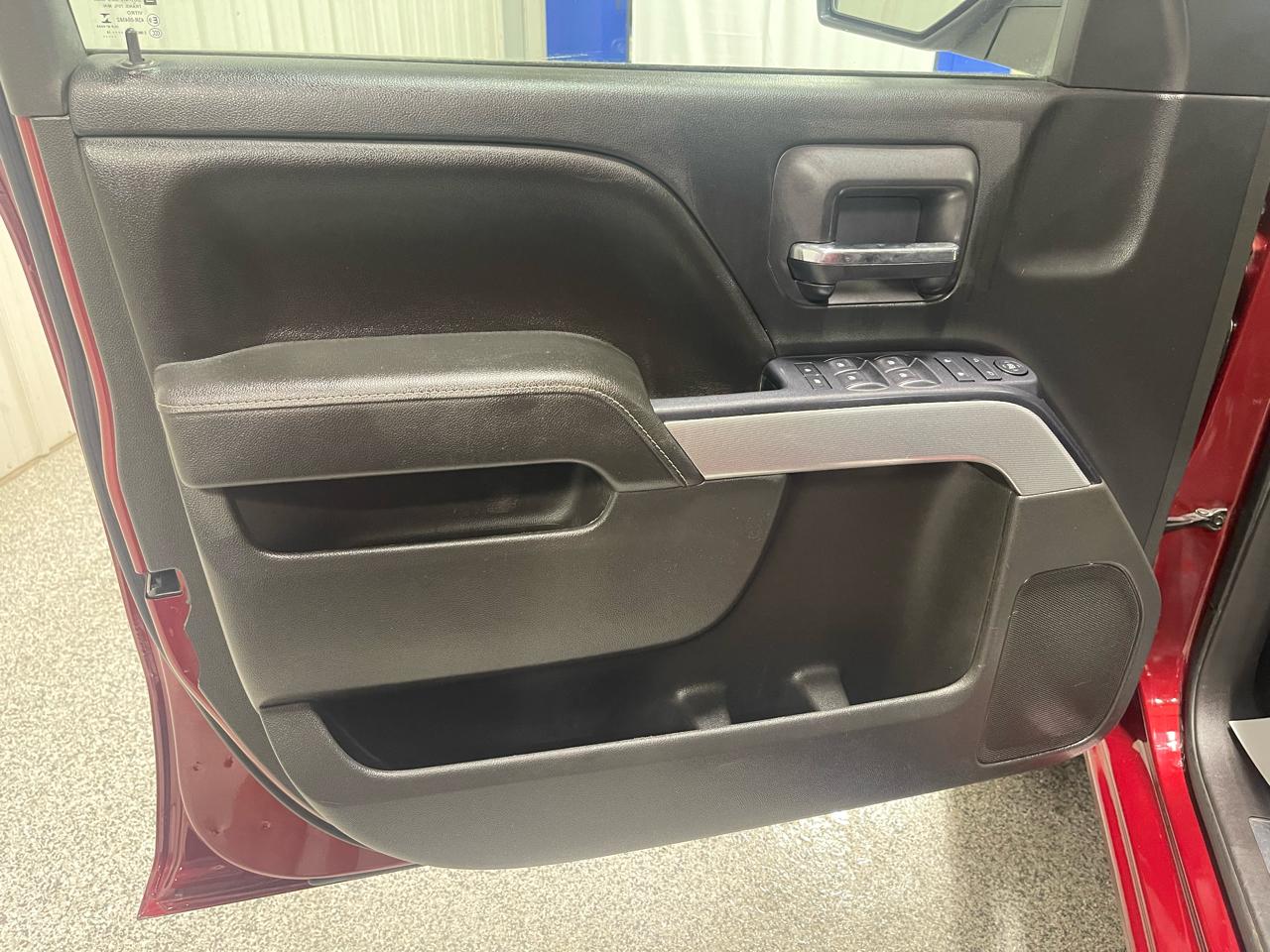 Chevrolet Silverado 1500 4WD Crew Cab 143.5" LT w/2LT 2016