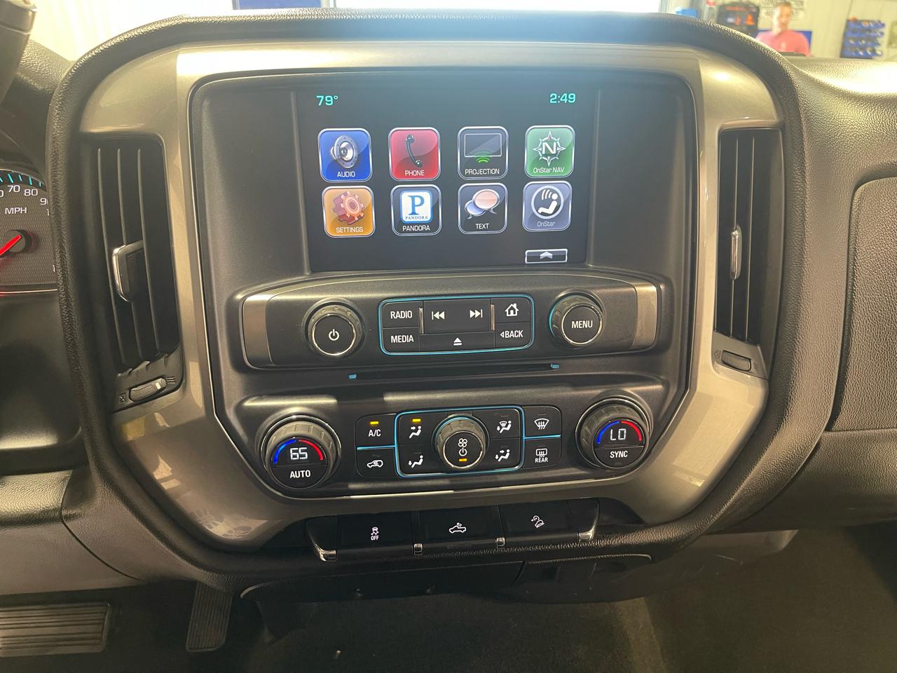 Chevrolet Silverado 1500 4WD Crew Cab 143.5" LT w/2LT 2016