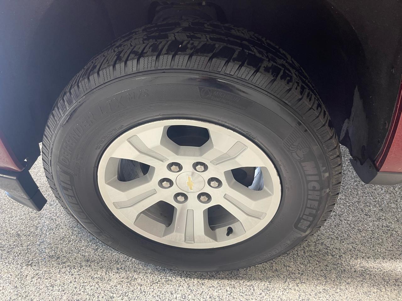 Chevrolet Silverado 1500 4WD Crew Cab 143.5" LT w/2LT 2016