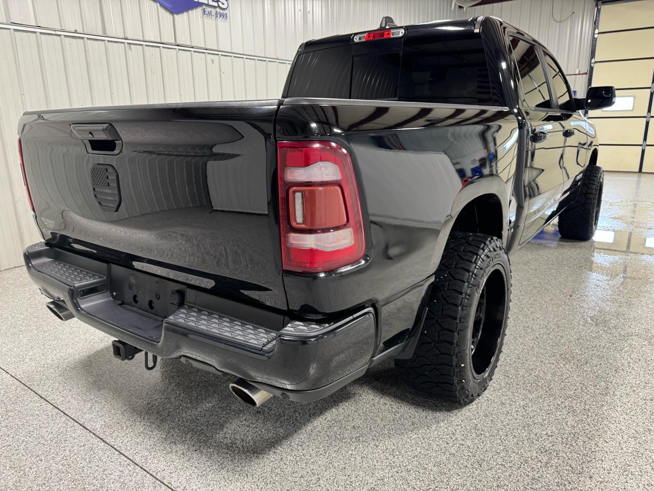 RAM 1500 Big Horn/Lone Star 4x4 Crew Cab 5'7" Box 2019