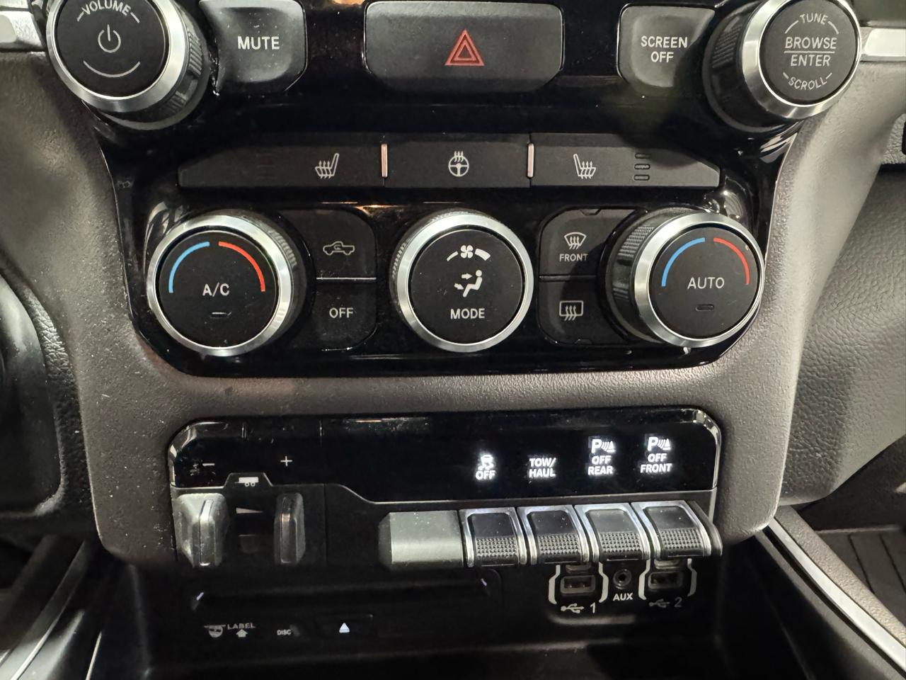 RAM 1500 Big Horn/Lone Star 4x4 Crew Cab 5'7" Box 2019