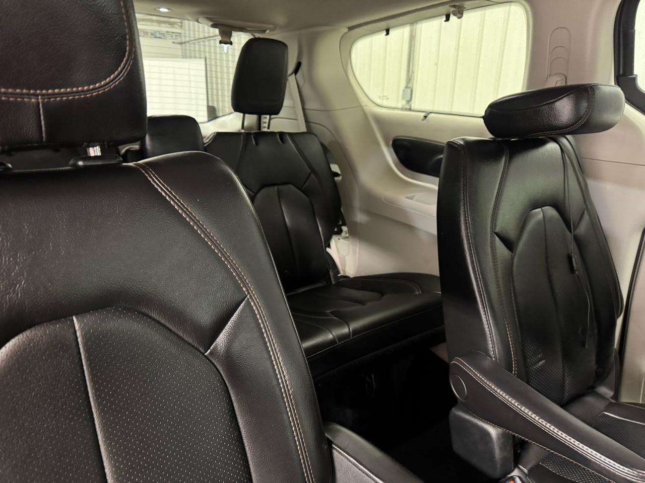 Chrysler Pacifica Touring L Plus FWD 2018