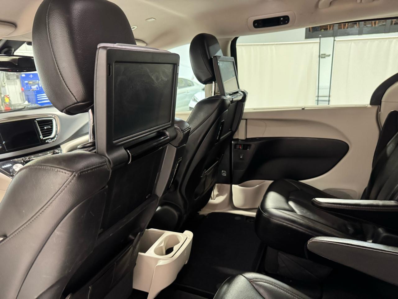 Chrysler Pacifica Touring L Plus FWD 2018
