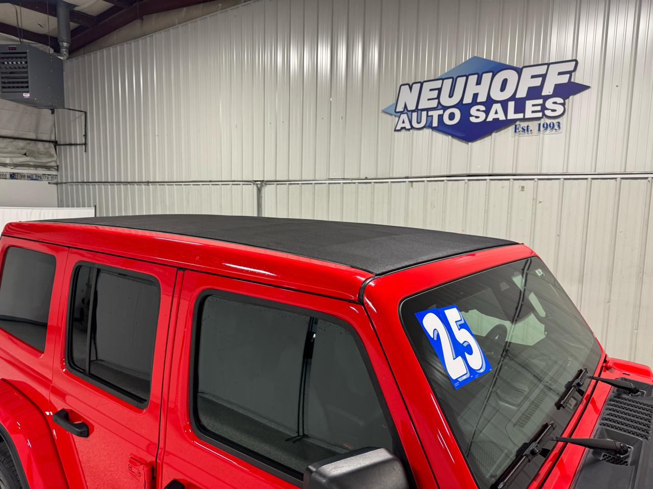 Jeep Wrangler 4xe Sahara 4x4 2025