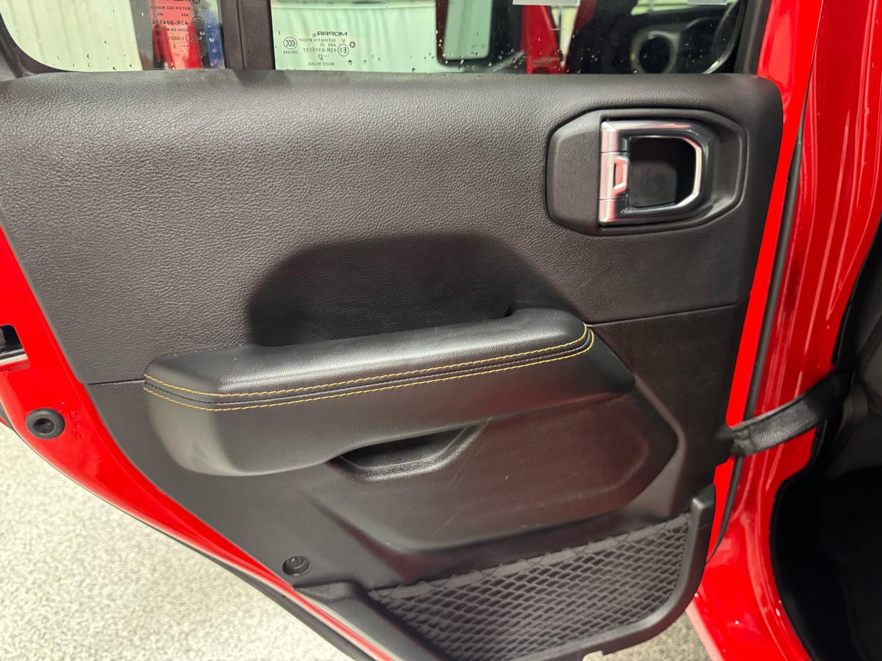 Jeep Wrangler 4xe Sahara 4x4 2025