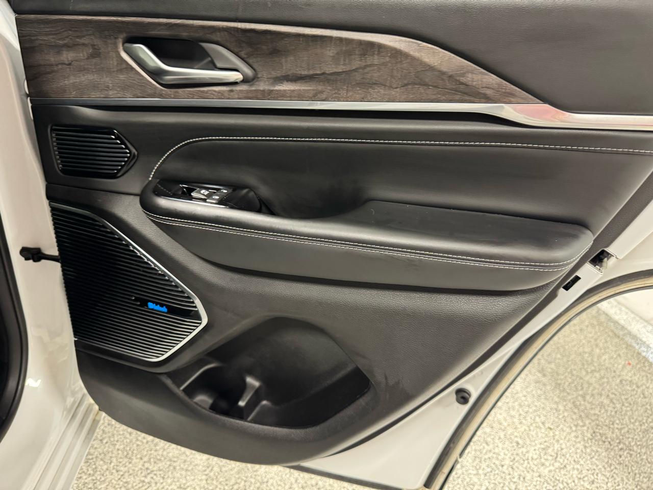 Jeep Grand Cherokee 4xe Overland 4x4 2023