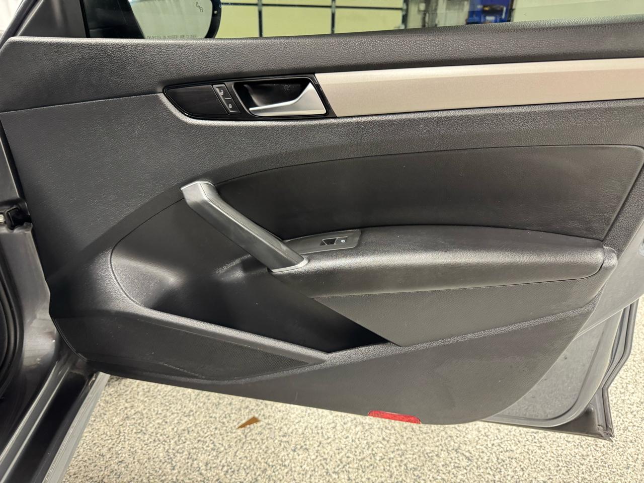 Volkswagen Passat 2.0T SE Auto 2022