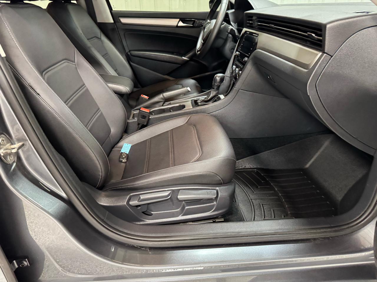 Volkswagen Passat 2.0T SE Auto 2022