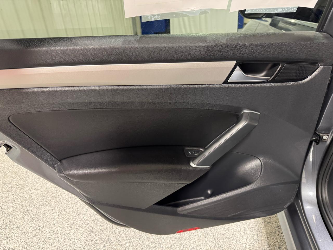 Volkswagen Passat 2.0T SE Auto 2022