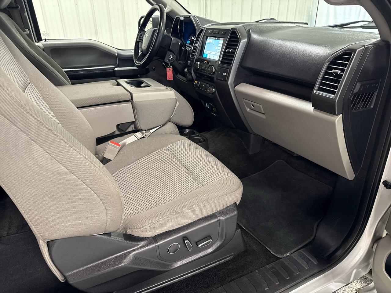 Ford F-150 Supercab 139" 4WD XLT 2018