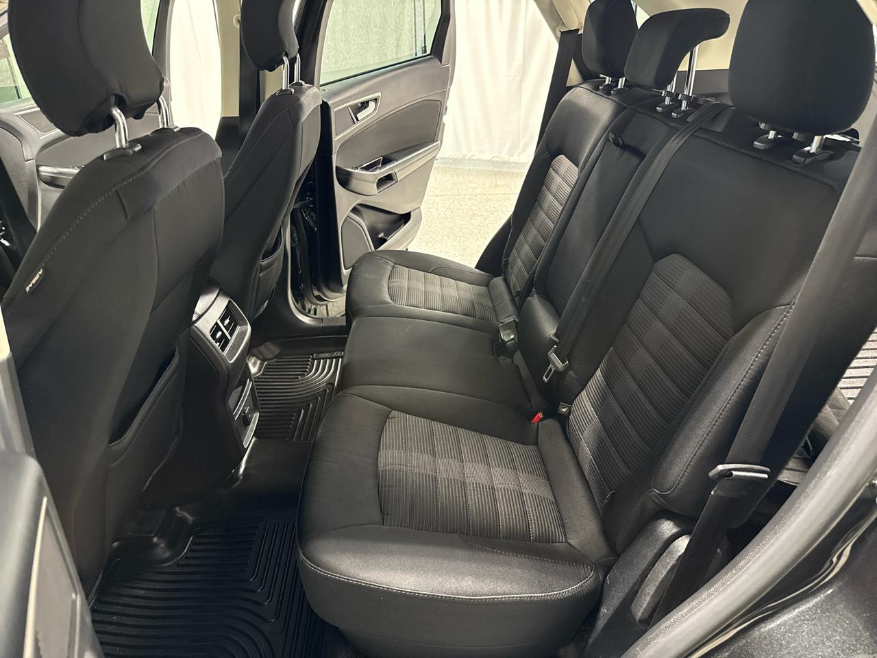 Ford Edge 4dr SEL FWD 2015