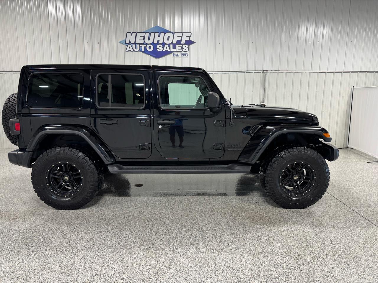 2020 Jeep Wrangler Unlimited Sahara Altitude 4x4