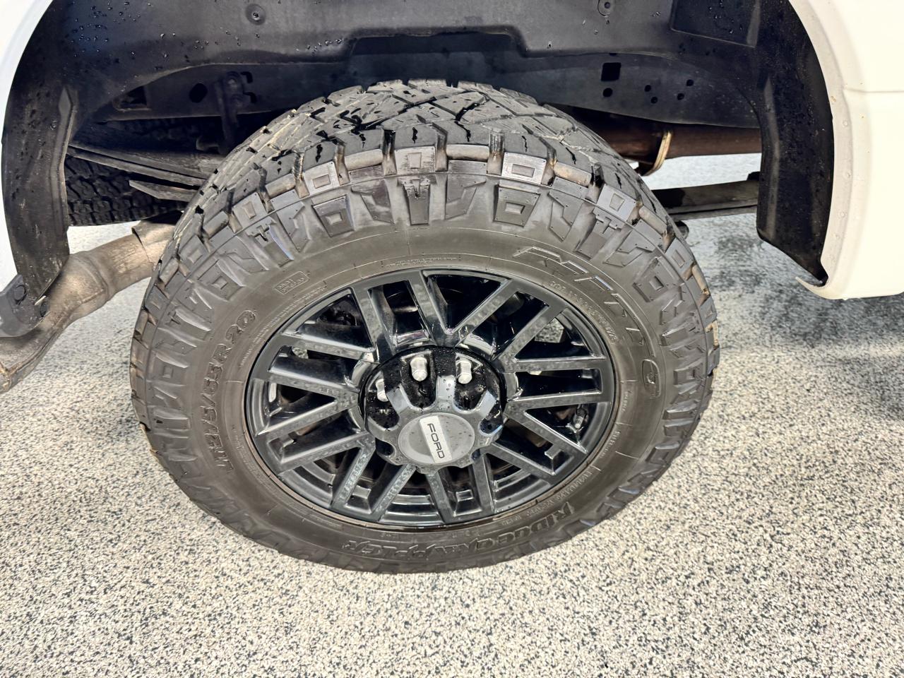 Ford Super Duty F-250 SRW Lariat 4WD Crew Cab 6.75' Box 2021