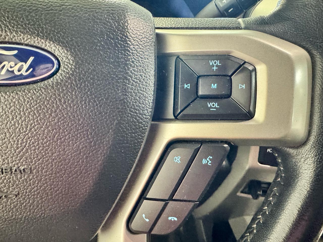 Ford Super Duty F-250 SRW Lariat 4WD Crew Cab 6.75' Box 2021