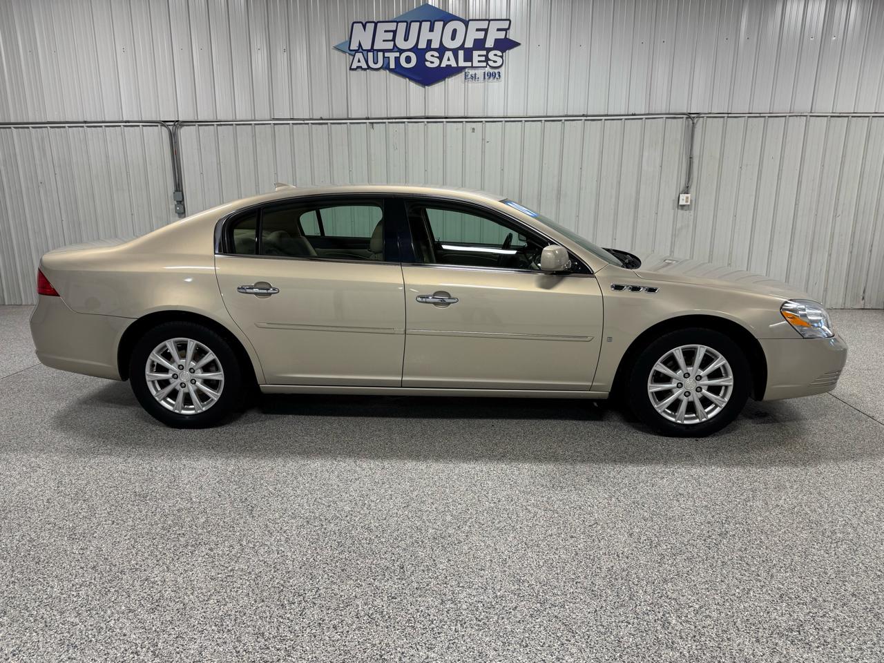 Buick Lucerne 4dr Sdn CXL 2009