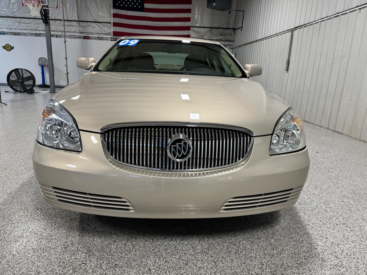 Buick Lucerne 4dr Sdn CXL 2009