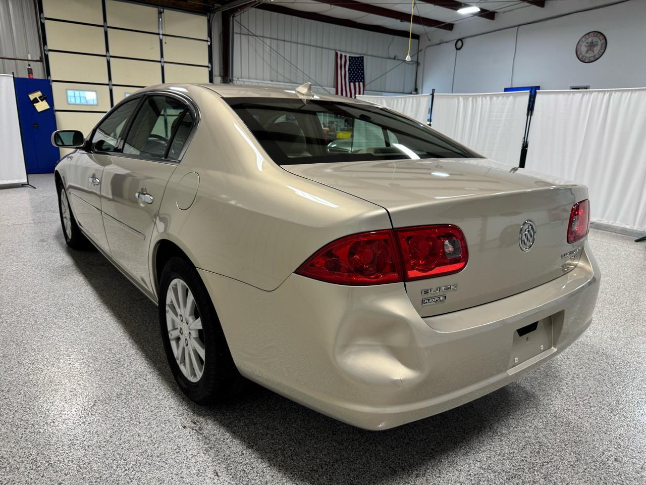 Buick Lucerne 4dr Sdn CXL 2009