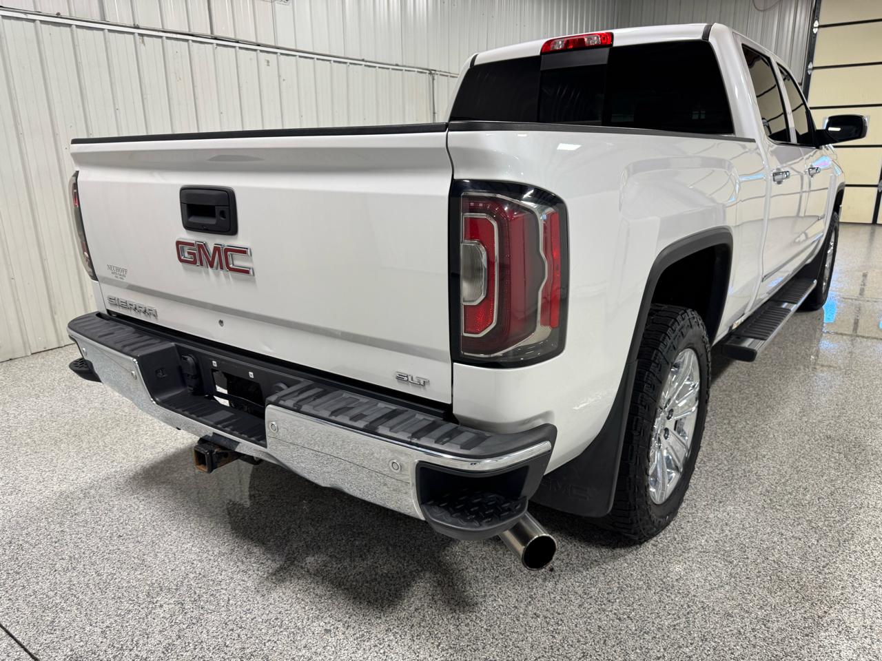 GMC Sierra 1500 4WD Crew Cab 153.0" SLT 2018
