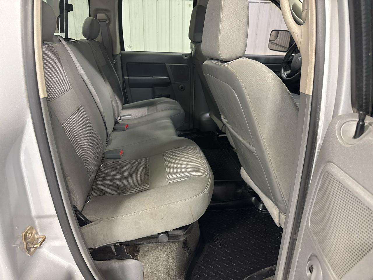 Dodge Ram 2500 4WD Quad Cab 140.5" SLT 2008
