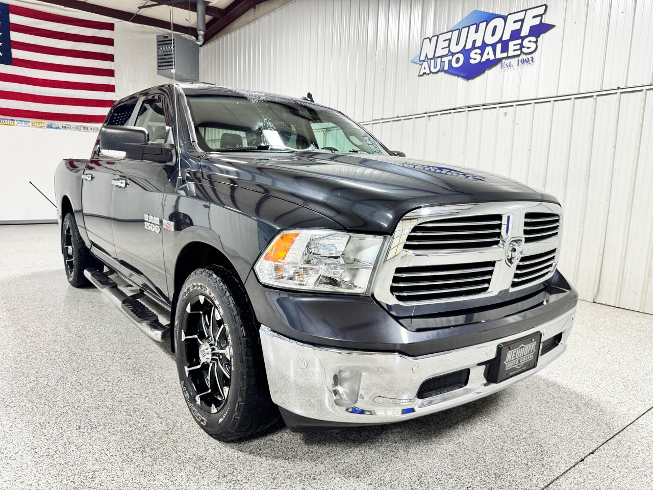 RAM 1500 Big Horn 4x4 Crew Cab 5'7" Box 2018