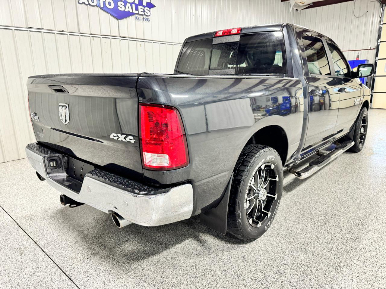 RAM 1500 Big Horn 4x4 Crew Cab 5'7" Box 2018